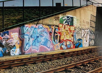 Graffiti langs tramlijn (1990)